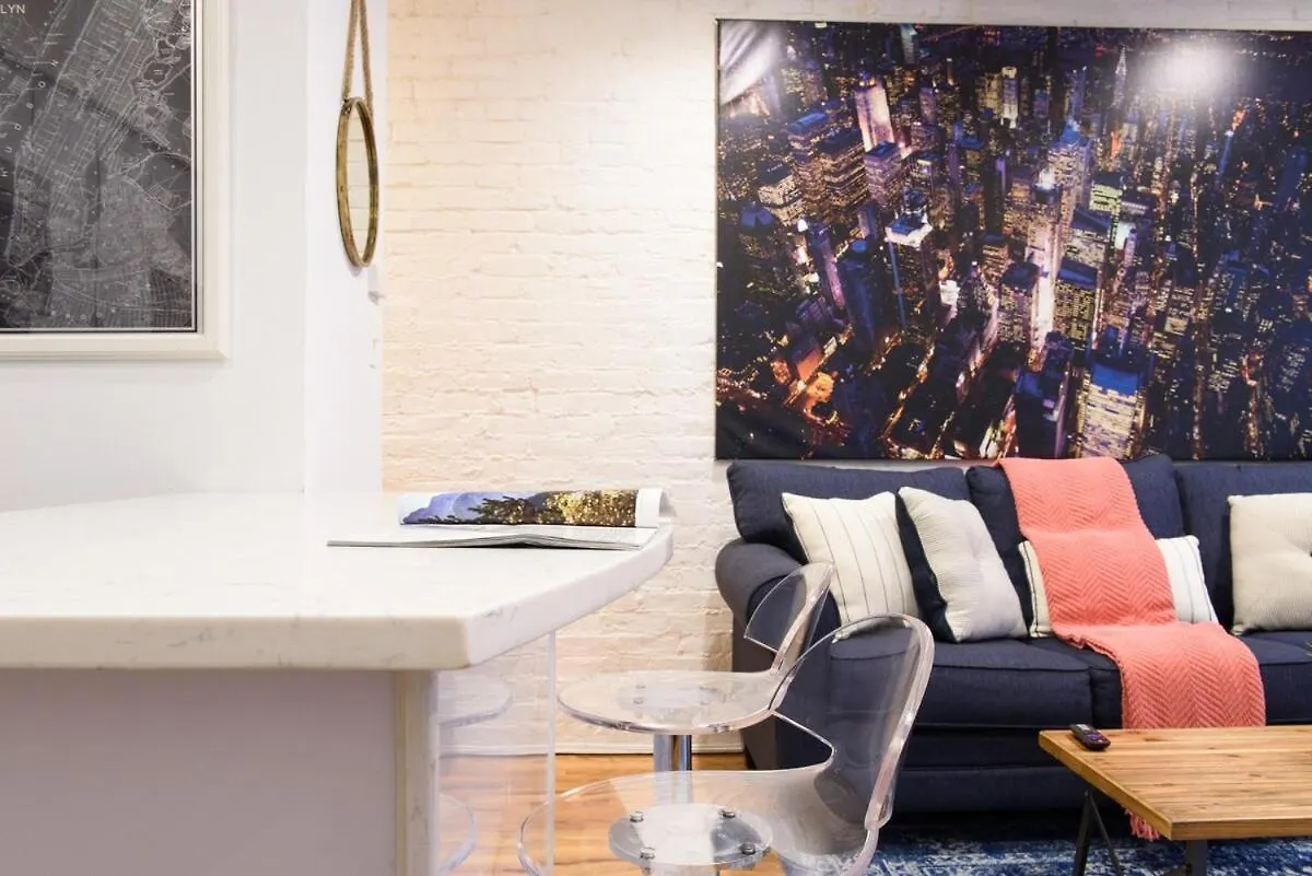 26-4B Newly Furnished 1Br W&D Courtyard Apartment New York 0*,