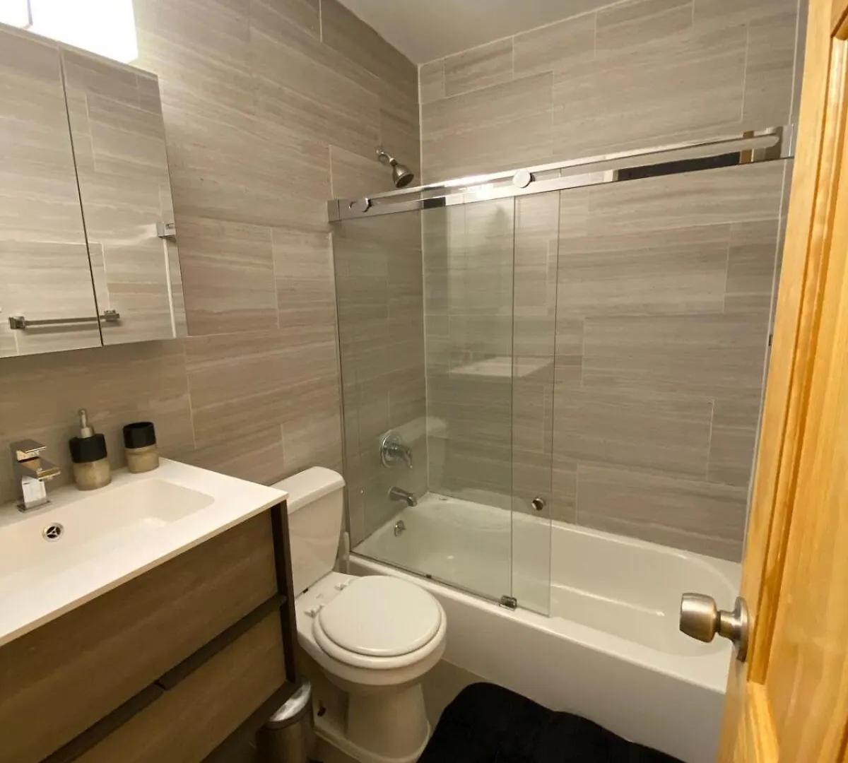 26-4B Newly Furnished 1Br W&D Courtyard Apartment New York