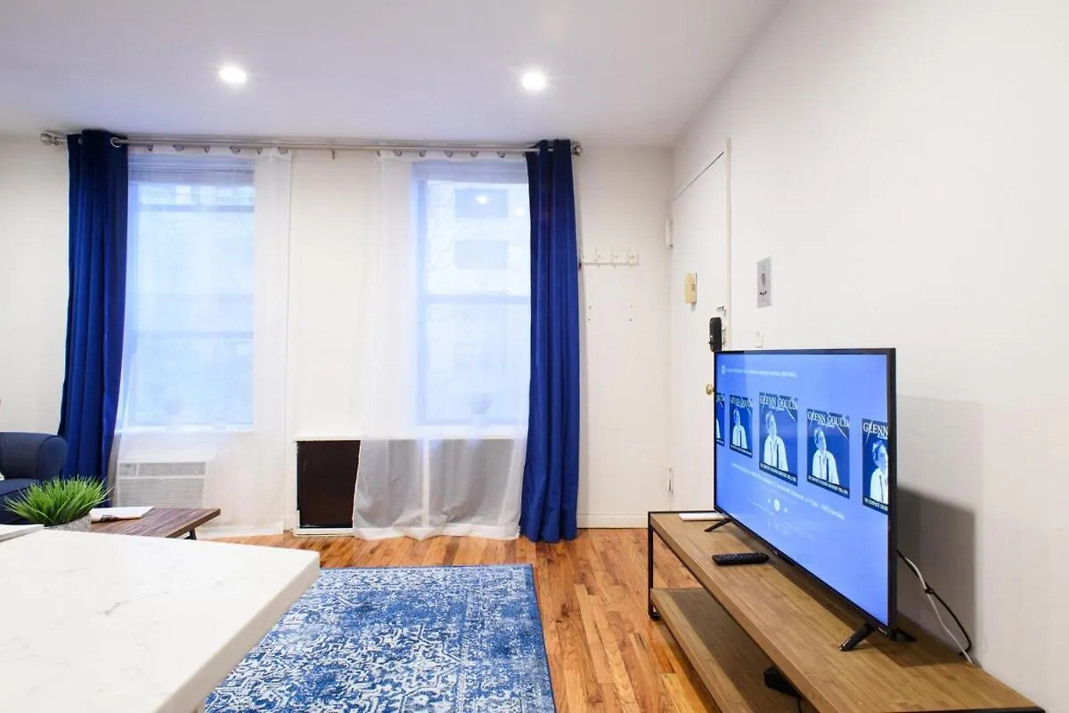 26-4B Newly Furnished 1Br W&D Courtyard Apartment New York United States